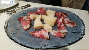 Capocollo e formaggio pecorino di Pulsano (Ta)